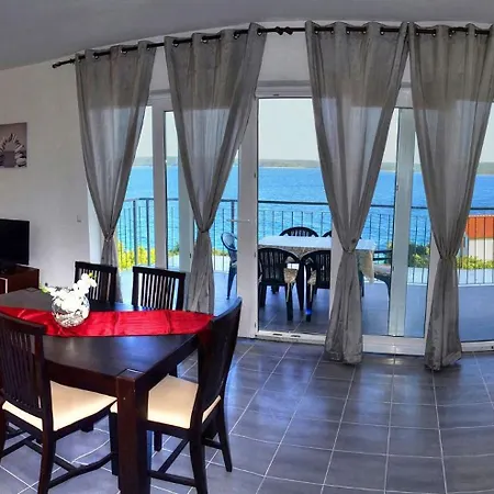 Jela Apartmán Zavala